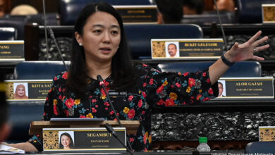 menteri belia dan sukan