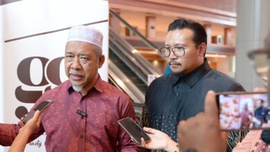 Ketua Pegawai Eksekutif Kumpulan PULSE, Tn Ir. Hj. Abdul Rahim Md. Junoh dalam sesi wawancara bersama media menerangkan pelan jangka panjang Kafe GG.